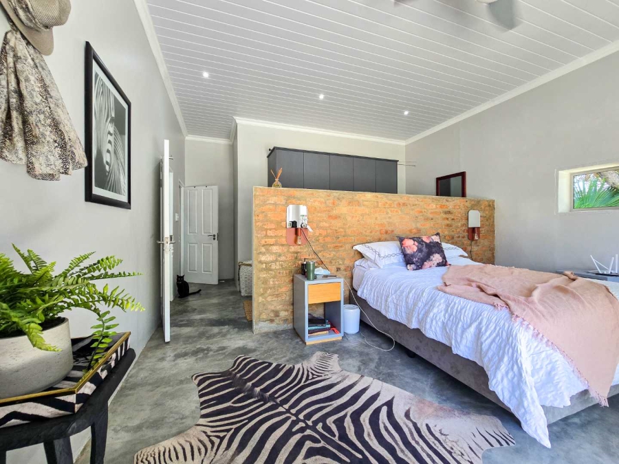 3 Bedroom Property for Sale in Stilbaai Wes Western Cape